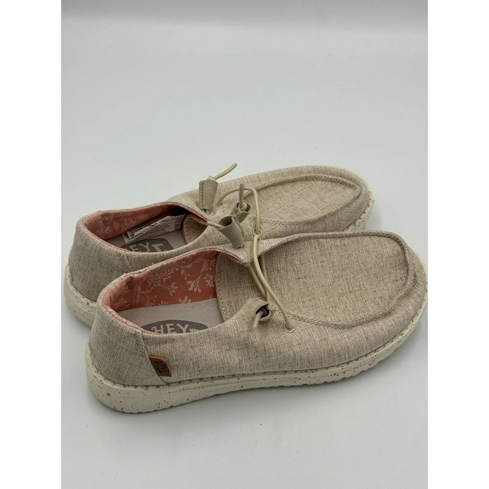 Hey Dude Wendy Women's Sz 6 Chambray White Nut Slip On Comfort Casual Flat Shoes